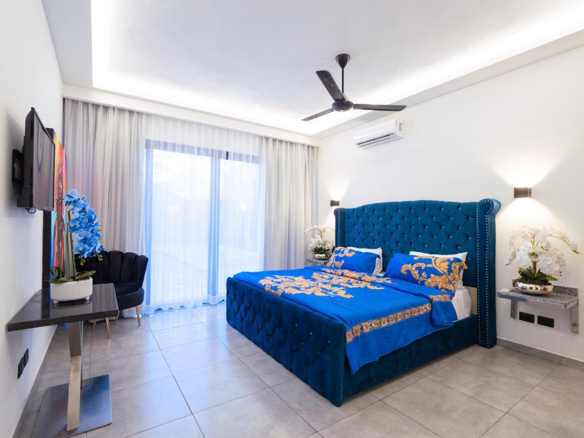 Instyle Residences At Rizz Suites Sosúa Exteriör bild