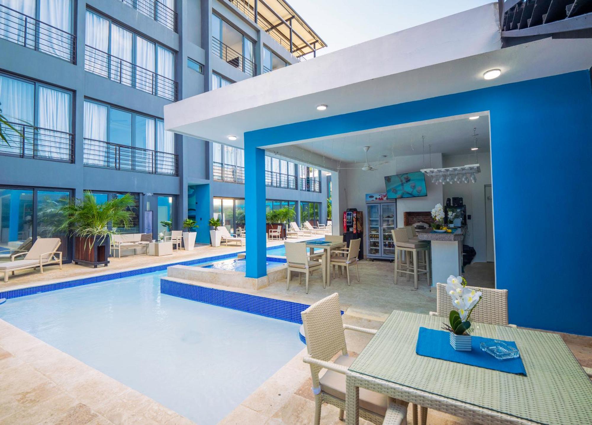 Instyle Residences At Rizz Suites Sosúa Exteriör bild