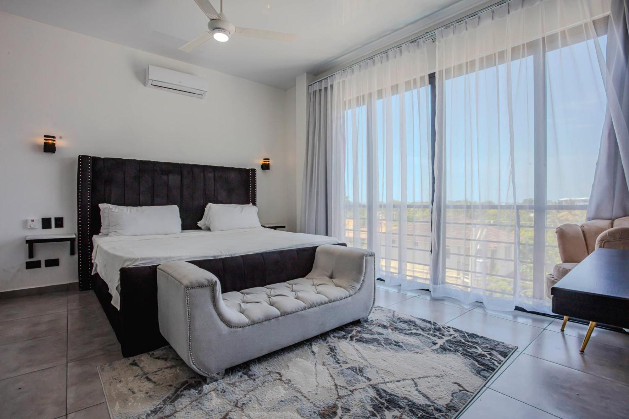 Instyle Residences At Rizz Suites Sosúa Exteriör bild