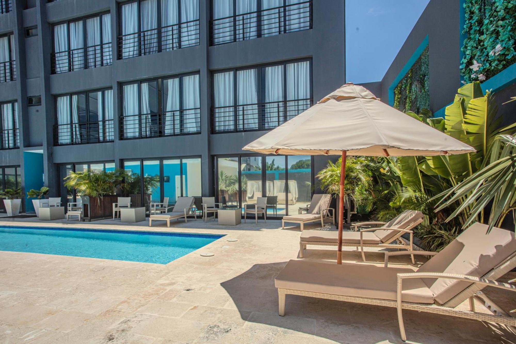 Instyle Residences At Rizz Suites Sosúa Exteriör bild